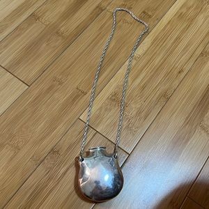 Alcohol storage on chain